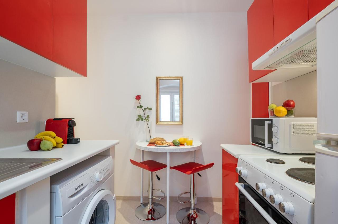 Nadiona Suites Red & Cream Corfu  Екстер'єр фото