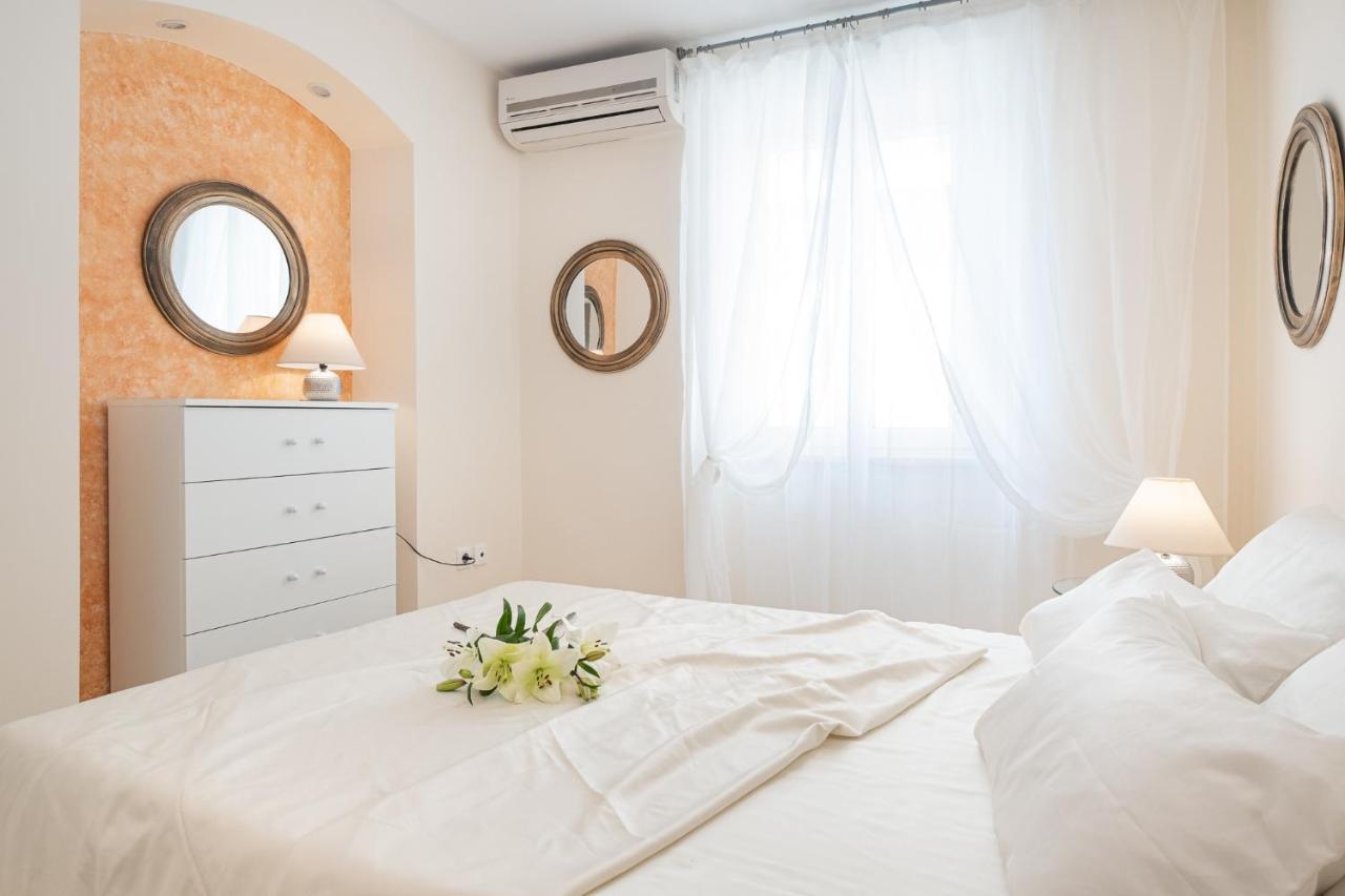 Nadiona Suites Red & Cream Corfu  Екстер'єр фото