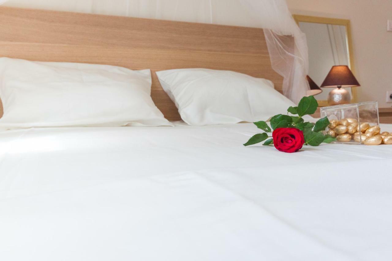 Nadiona Suites Red & Cream Corfu  Екстер'єр фото